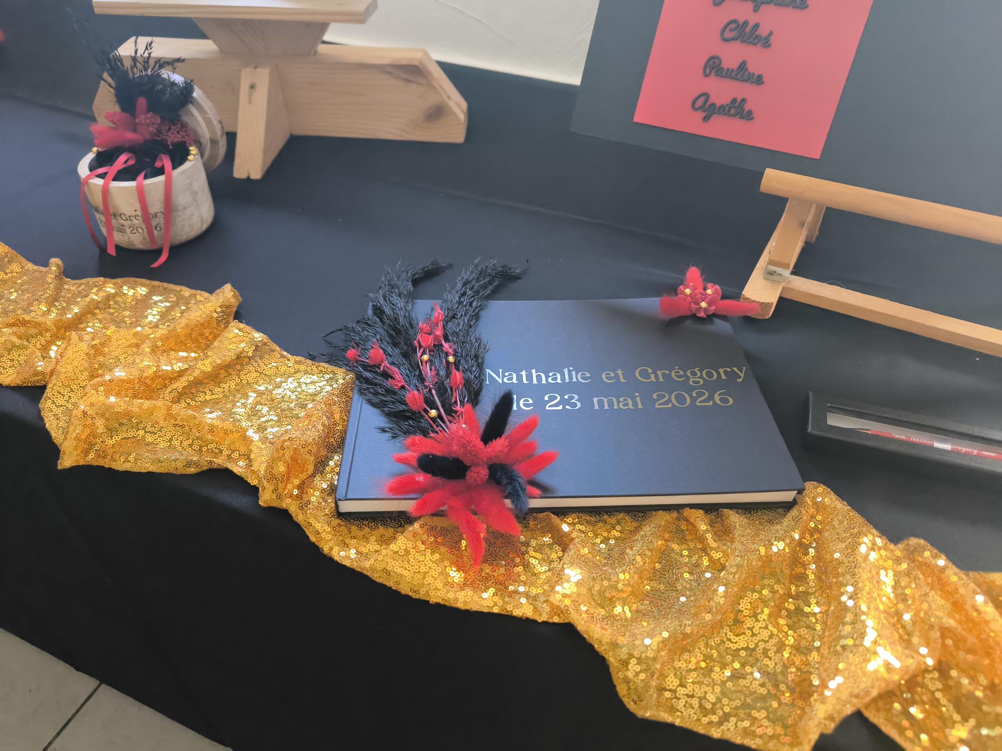 Livre d'or de mariage rouge et noir
